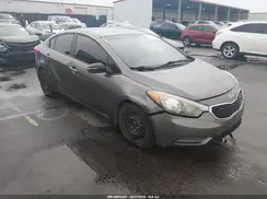 KNAFX4A63G5537648 2016 KIA FORTE