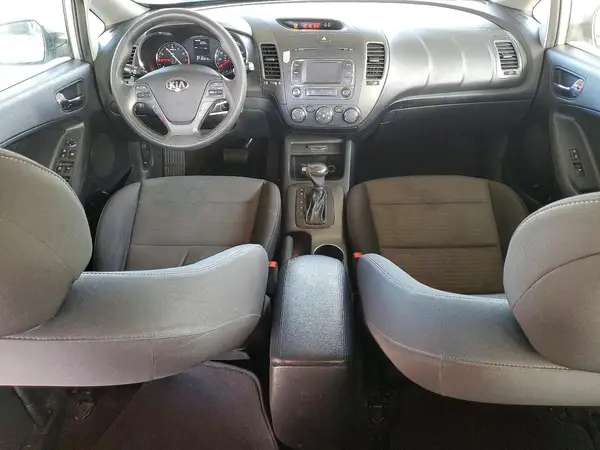 KNAFX4A63G5549590 2016 KIA FORTE - Image 8