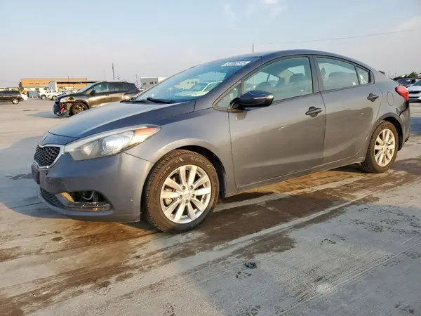 KNAFX4A63G5551727 2016 KIA FORTE - Image 1