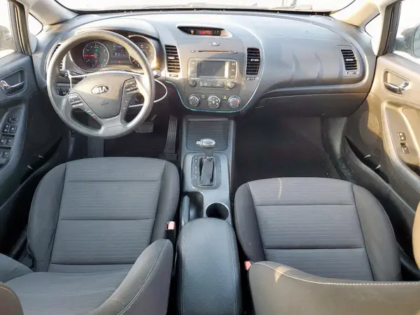 KNAFX4A63G5551727 2016 KIA FORTE - Image 8