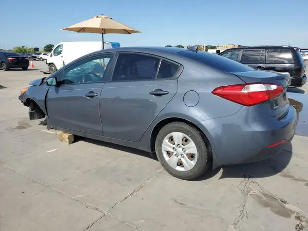 KNAFX4A63G5552456 2016 KIA FORTE - Image 2