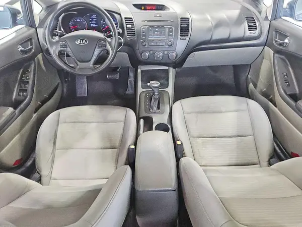 KNAFX4A63G5553042 2016 KIA FORTE - Image 8