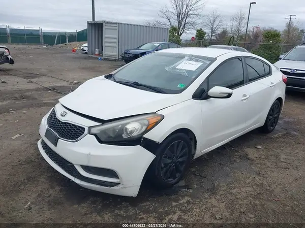 KNAFX4A63G5563828 2016 KIA FORTE - Image 2