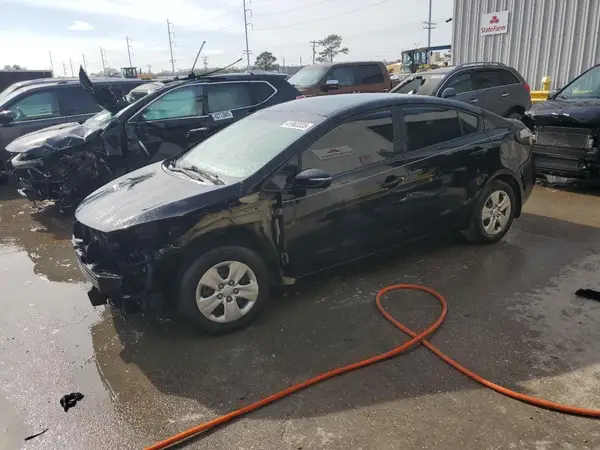 KNAFX4A63G5572884 2016 KIA FORTE - Image 1