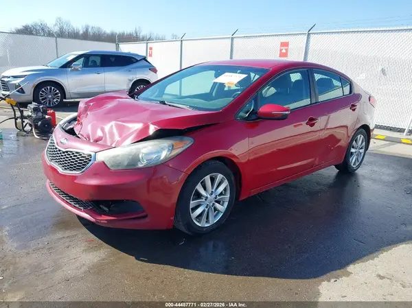 KNAFX4A63G5580208 2016 KIA FORTE - Image 2