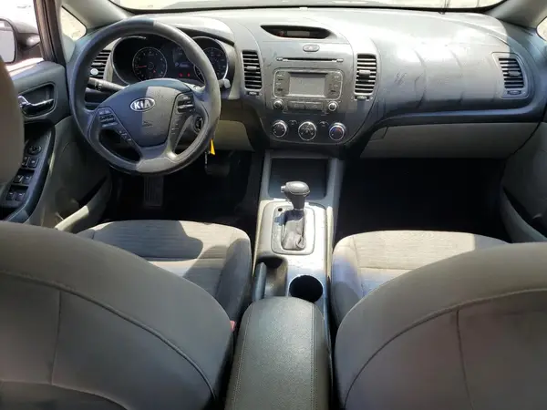 KNAFX4A63G5580323 2016 KIA FORTE - Image 8