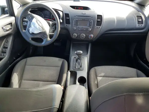 KNAFX4A63G5580838 2016 KIA FORTE - Image 8