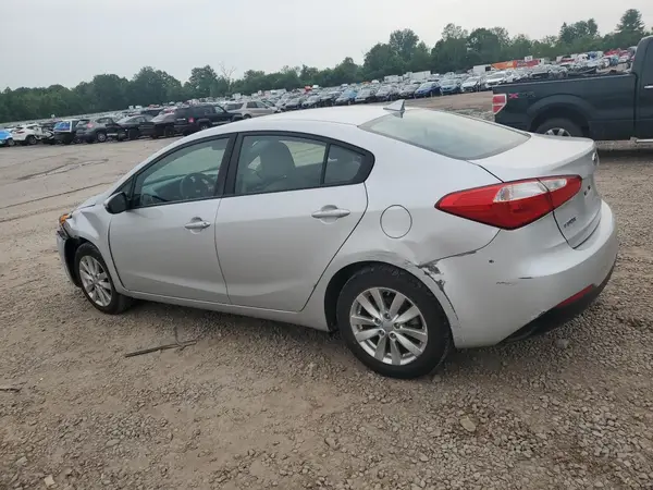 KNAFX4A63G5584081 2016 KIA FORTE - Image 2