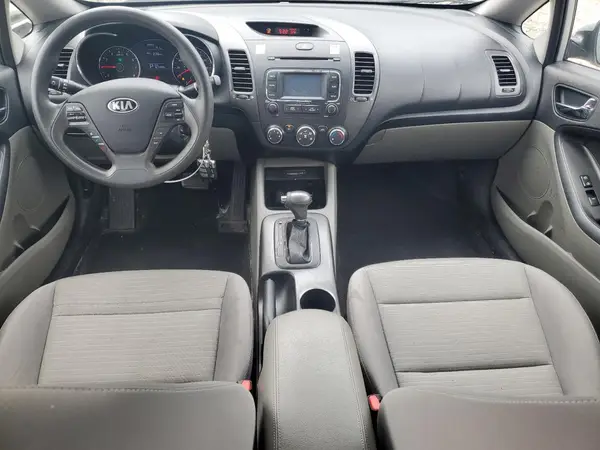KNAFX4A63G5584081 2016 KIA FORTE - Image 8