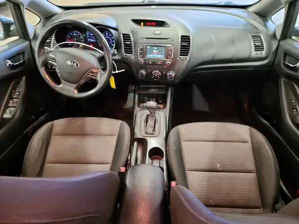 KNAFX4A63G5584453 2016 KIA FORTE - Image 8