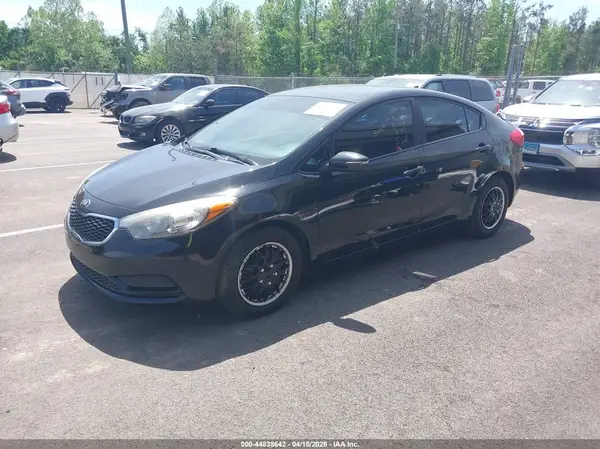 KNAFX4A63G5592780 2016 KIA FORTE - Image 2