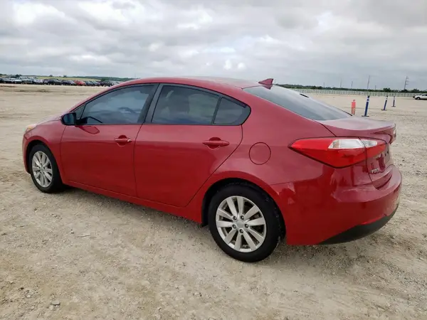 KNAFX4A63G5592990 2016 KIA FORTE - Image 2