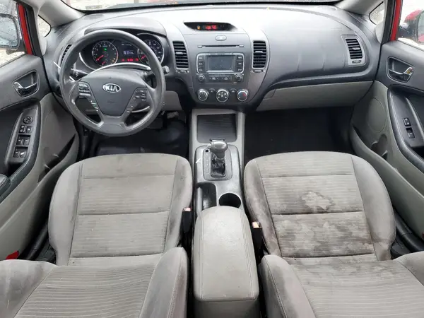 KNAFX4A63G5593749 2016 KIA FORTE - Image 8