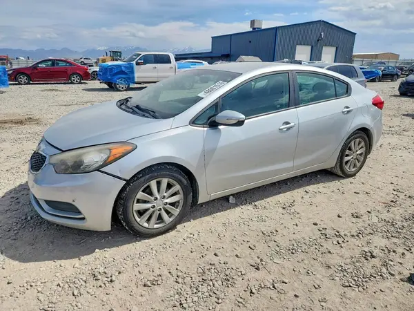 KNAFX4A63G5605866 2016 KIA FORTE - Image 1