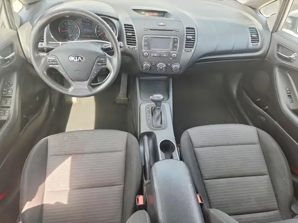 KNAFX4A63G5605866 2016 KIA FORTE - Image 8