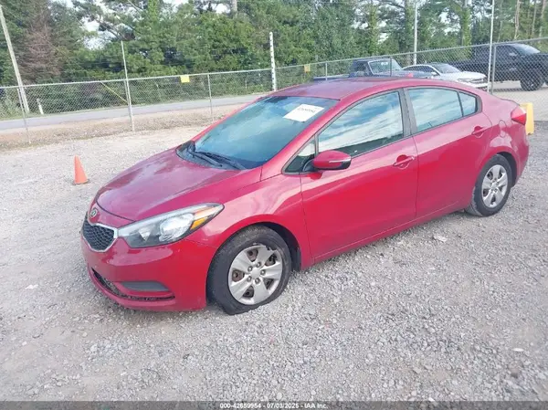 KNAFX4A63G5605978 2016 KIA FORTE - Image 2