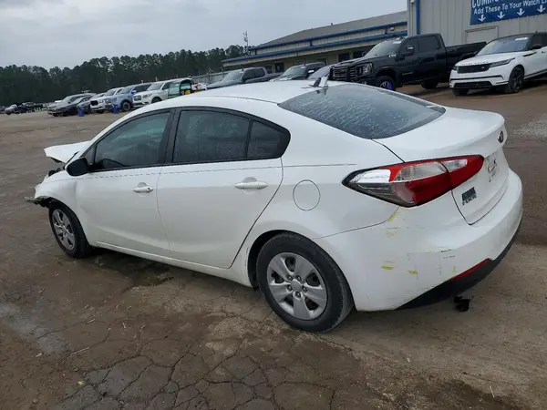 KNAFX4A63G5608685 2016 KIA FORTE - Image 2