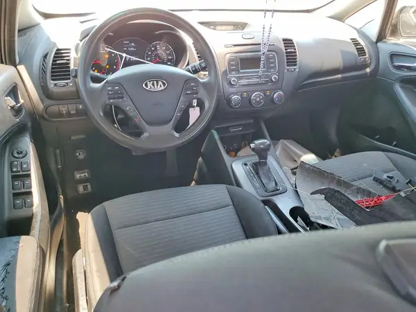 KNAFX4A64G5437610 2016 KIA FORTE - Image 8