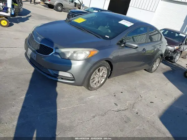 KNAFX4A64G5442211 2016 KIA FORTE - Image 2