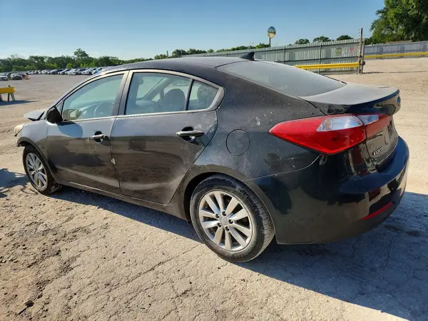 KNAFX4A64G5455024 2016 KIA FORTE - Image 2