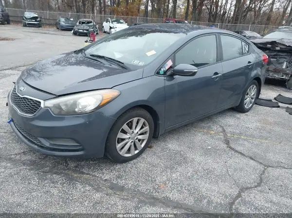 KNAFX4A64G5470414 2016 KIA FORTE - Image 2