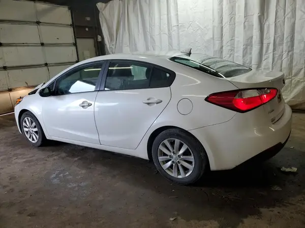 KNAFX4A64G5478402 2016 KIA FORTE - Image 2