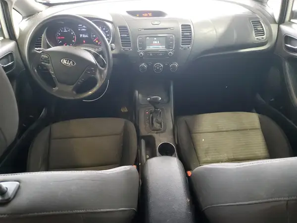 KNAFX4A64G5478402 2016 KIA FORTE - Image 8