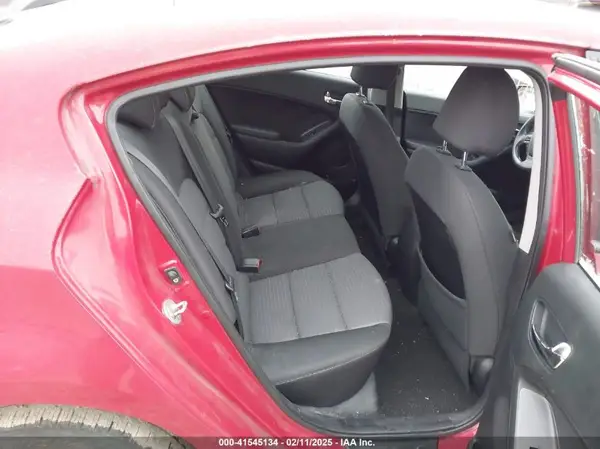 KNAFX4A64G5478965 2016 KIA FORTE - Image 8