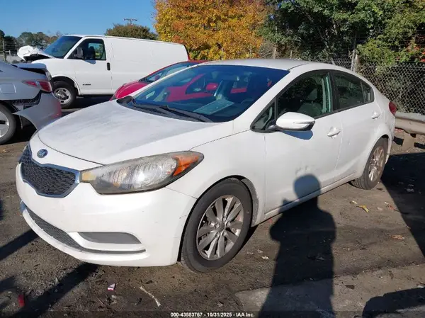 KNAFX4A64G5510202 2016 KIA FORTE - Image 2