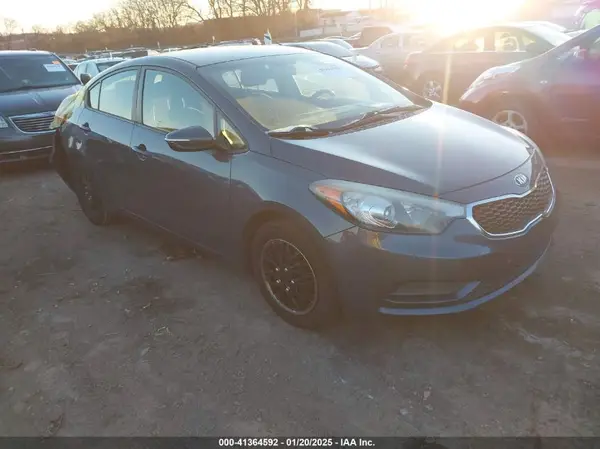 KNAFX4A64G5520454 2016 KIA FORTE - Image 1
