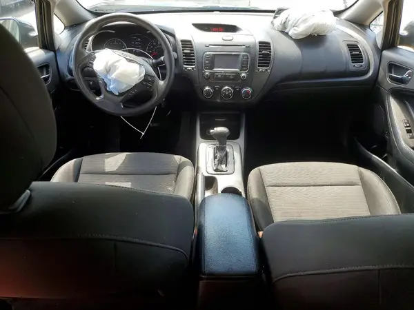 KNAFX4A64G5532653 2016 KIA FORTE - Image 8