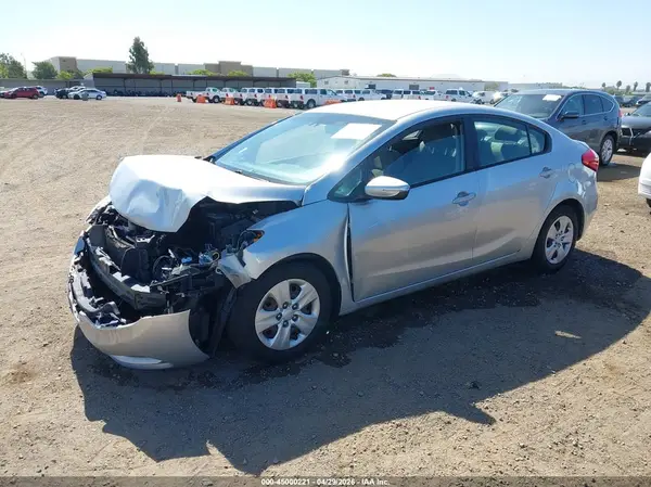 KNAFX4A64G5549565 2016 KIA FORTE - Image 2