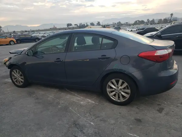 KNAFX4A64G5552501 2016 KIA FORTE - Image 2