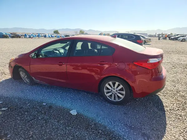 KNAFX4A64G5554913 2016 KIA FORTE - Image 2
