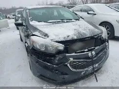 KNAFX4A64G5555835 2016 KIA FORTE