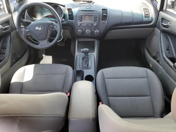 KNAFX4A64G5558251 2016 KIA FORTE - Image 8