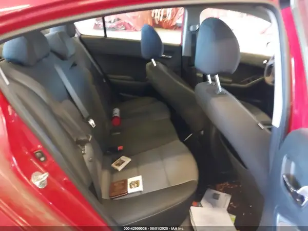 KNAFX4A64G5559318 2016 KIA FORTE - Image 8