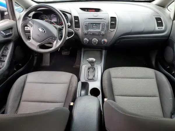 KNAFX4A64G5564843 2016 KIA FORTE - Image 8