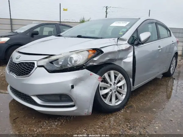 KNAFX4A64G5575308 2016 KIA FORTE - Image 2