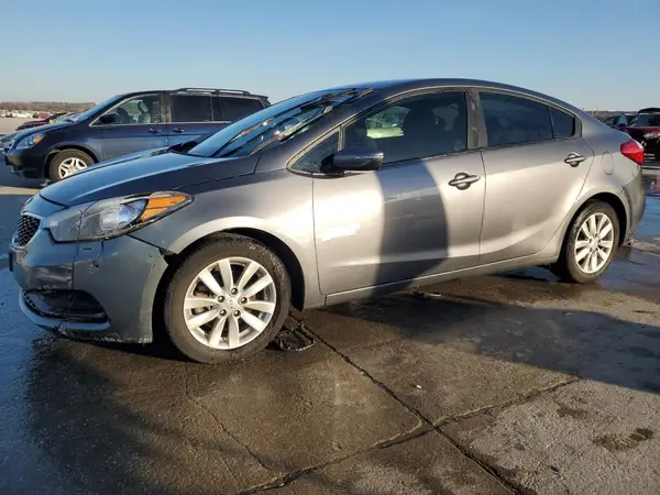 KNAFX4A64G5608338 2016 KIA FORTE - Image 1