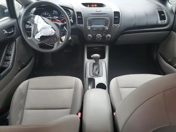 KNAFX4A64G5608646 2016 KIA FORTE - Image 8