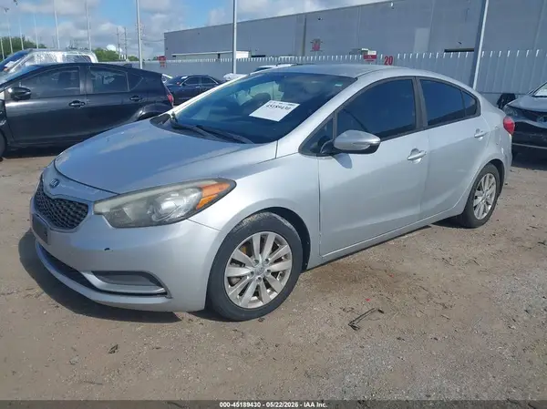 KNAFX4A64G5608775 2016 KIA FORTE - Image 2