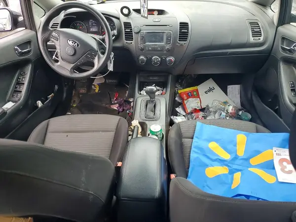 KNAFX4A64G5610493 2016 KIA FORTE - Image 8