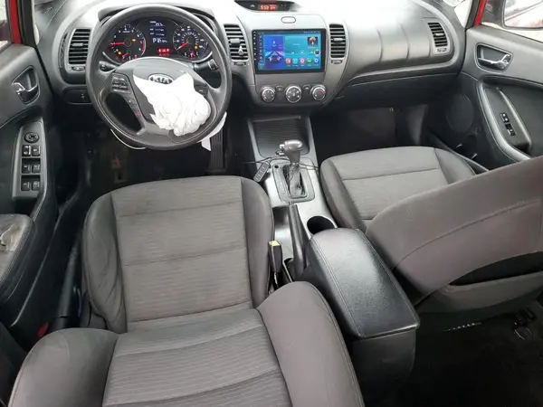 KNAFX4A65G5437731 2016 KIA FORTE - Image 8
