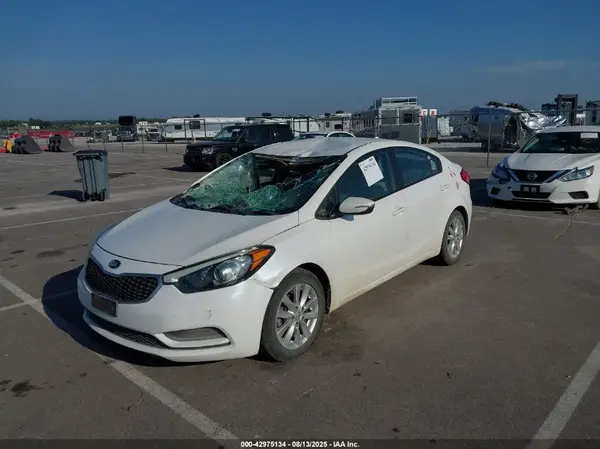 KNAFX4A65G5439320 2016 KIA FORTE - Image 2