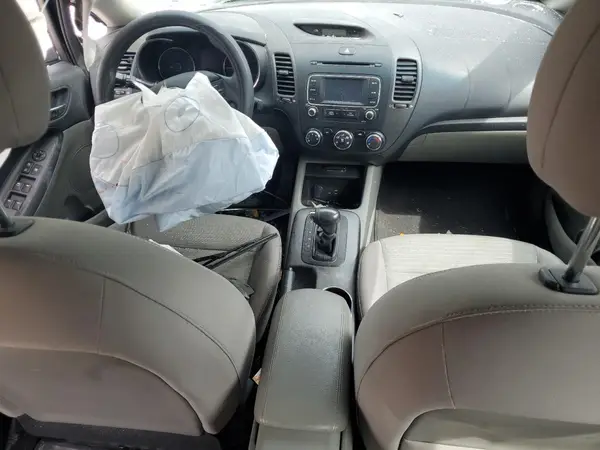 KNAFX4A65G5454433 2016 KIA FORTE - Image 8