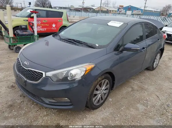 KNAFX4A65G5455260 2016 KIA FORTE - Image 2
