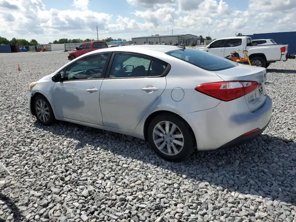 KNAFX4A65G5460751 2016 KIA FORTE - Image 2