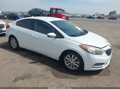KNAFX4A65G5469563 2016 KIA FORTE