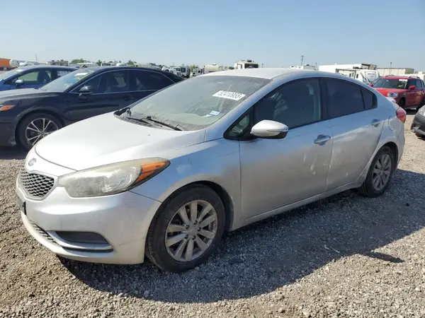 KNAFX4A65G5470213 2016 KIA FORTE - Image 1